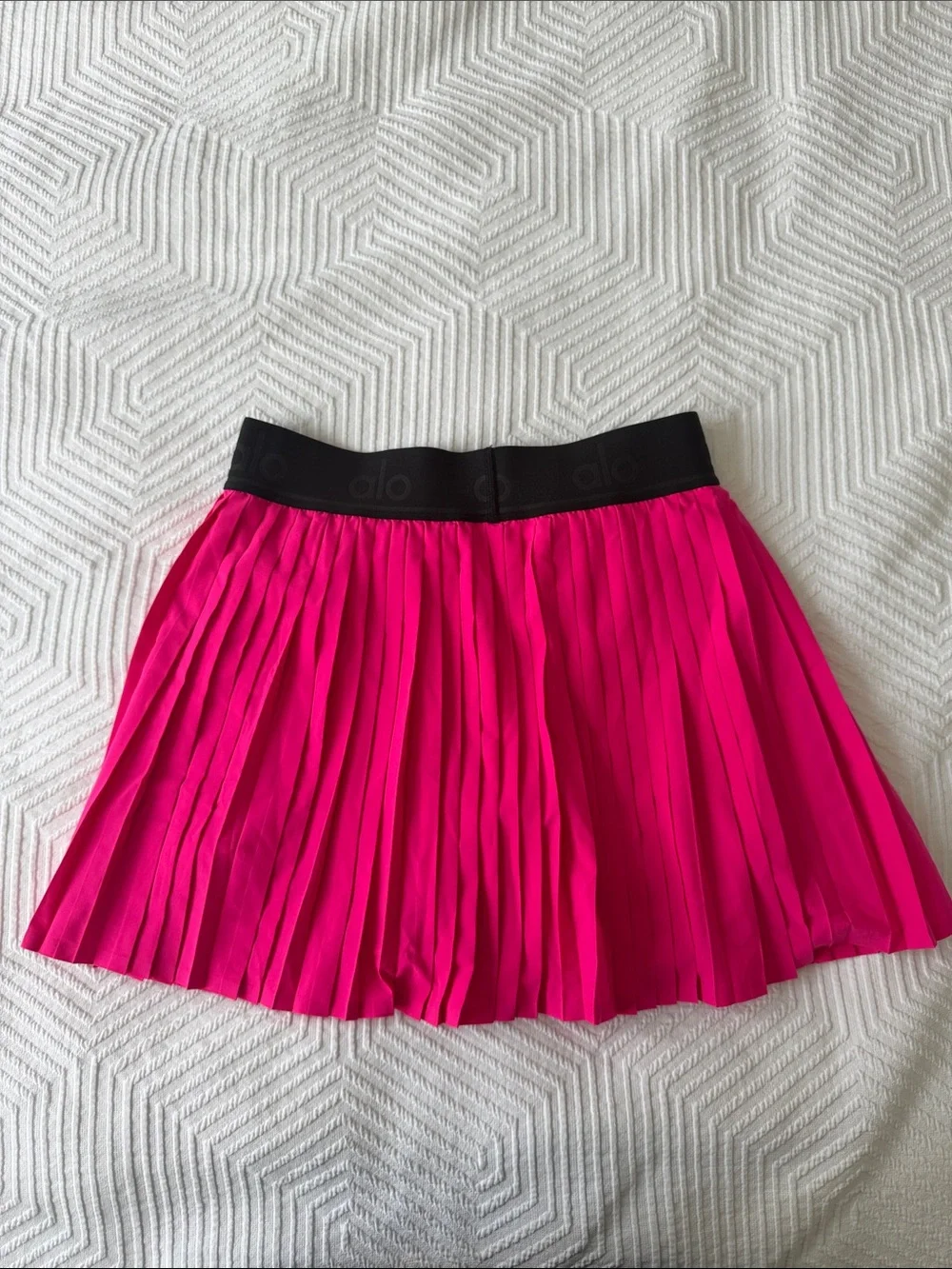 ALO Yoga Hot Pink Pleated Skirt with Black Waistband